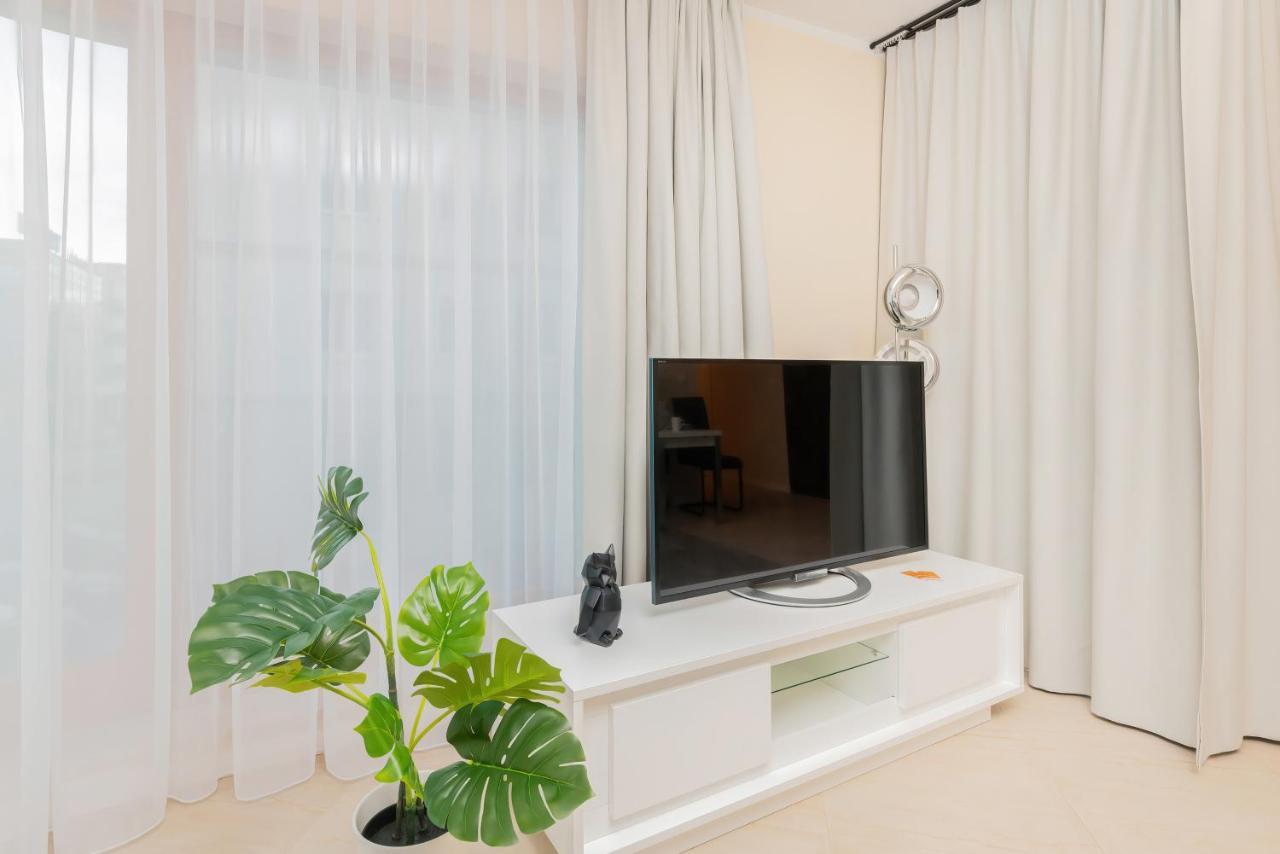 Batorego 7 By Renters Apartment