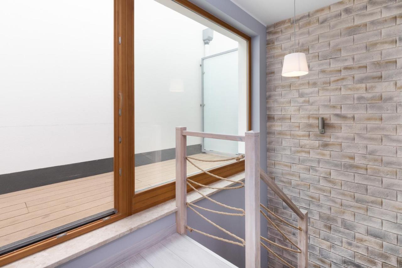 Batorego 7 By Renters