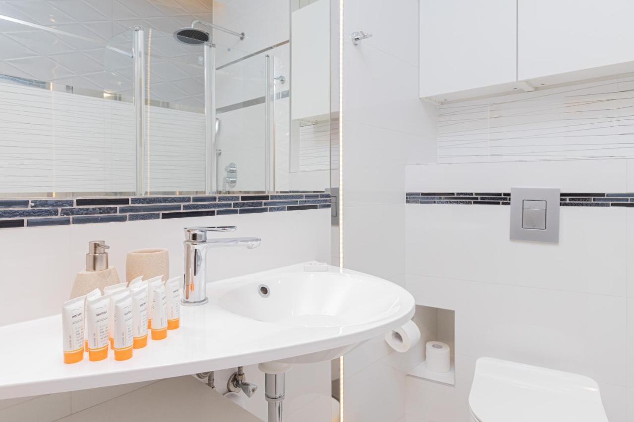 Batorego 7 By Renters Gdynia